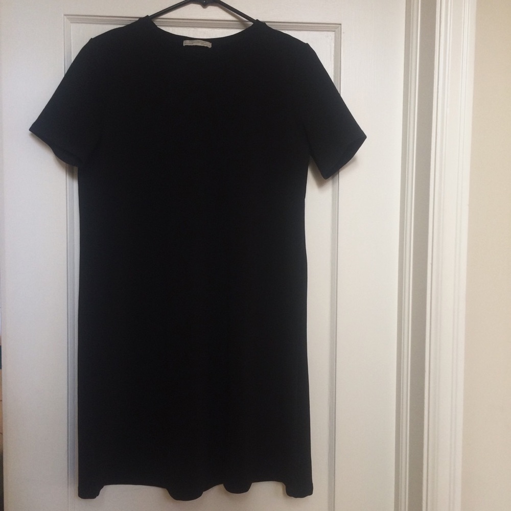 Zara Boxy Black Long Tee Like New. Size M.